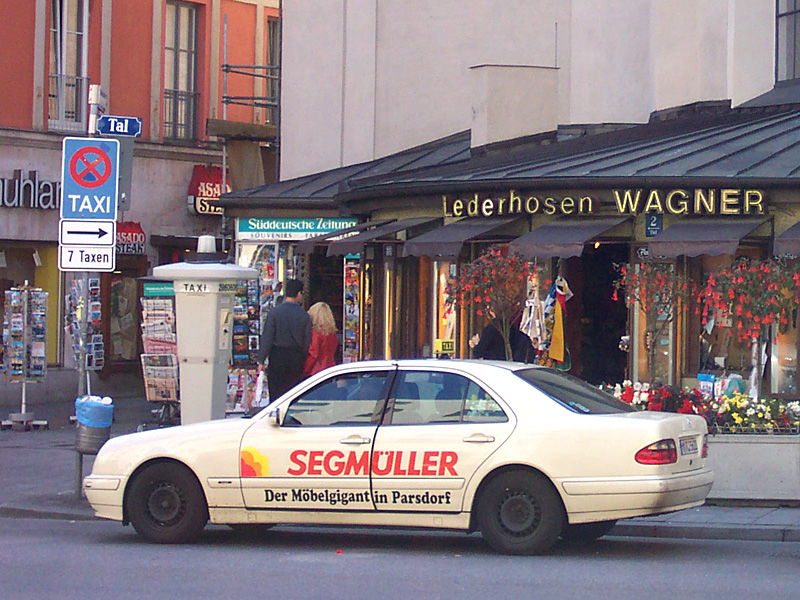 Germany slideshow - Munich: Strasse